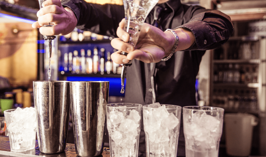 <p style="font-family: 'Poppins', sans-serif; font-weight: 700; font-size:24px;">PRIVATE EVENT BARTENDING
</p>